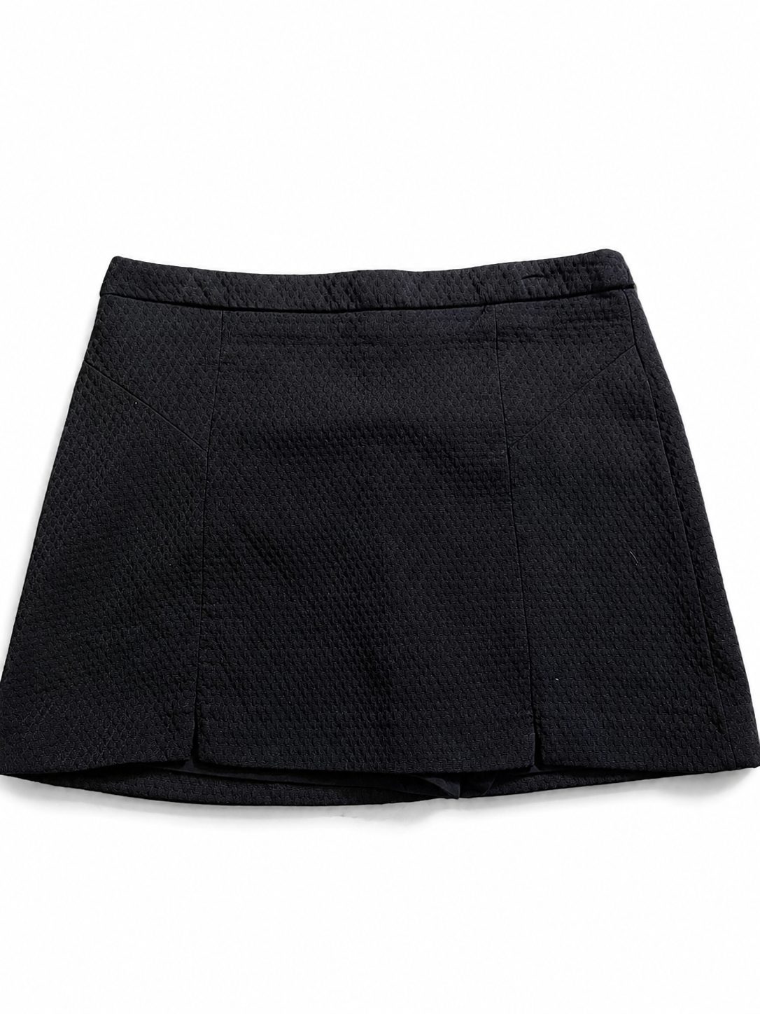 Jupe-short noire texturée évasée