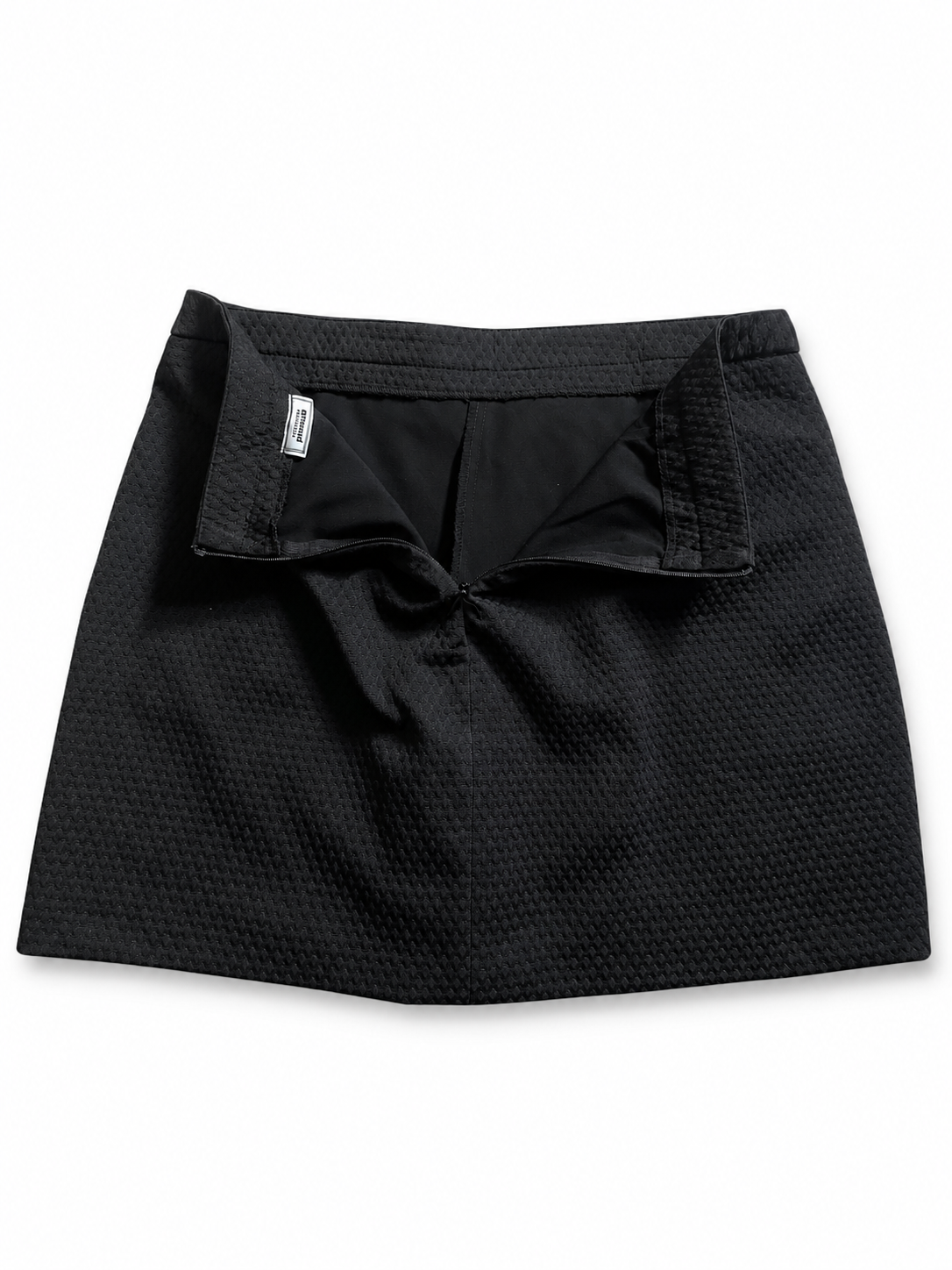 Jupe-short noire texturée évasée