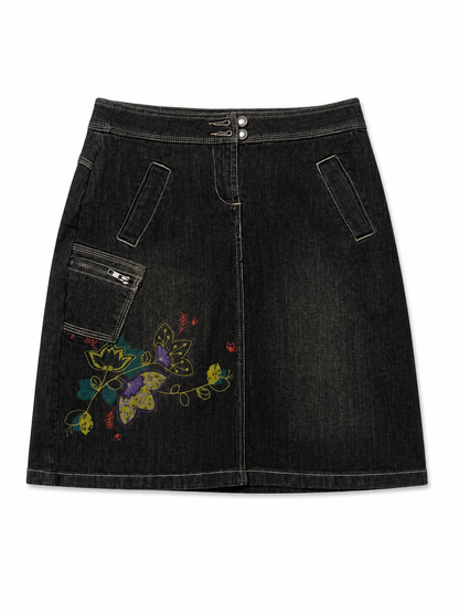 Jupe en jean noire brodée fleurs et papillon