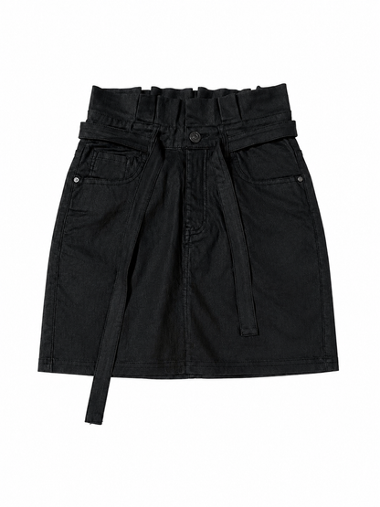 Jupe noire effet cuir avec ceinture intégrée